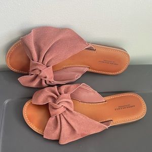 American Eagle Sandals, 8